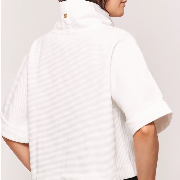 Aurum Legend Top - Picture 2 of 11